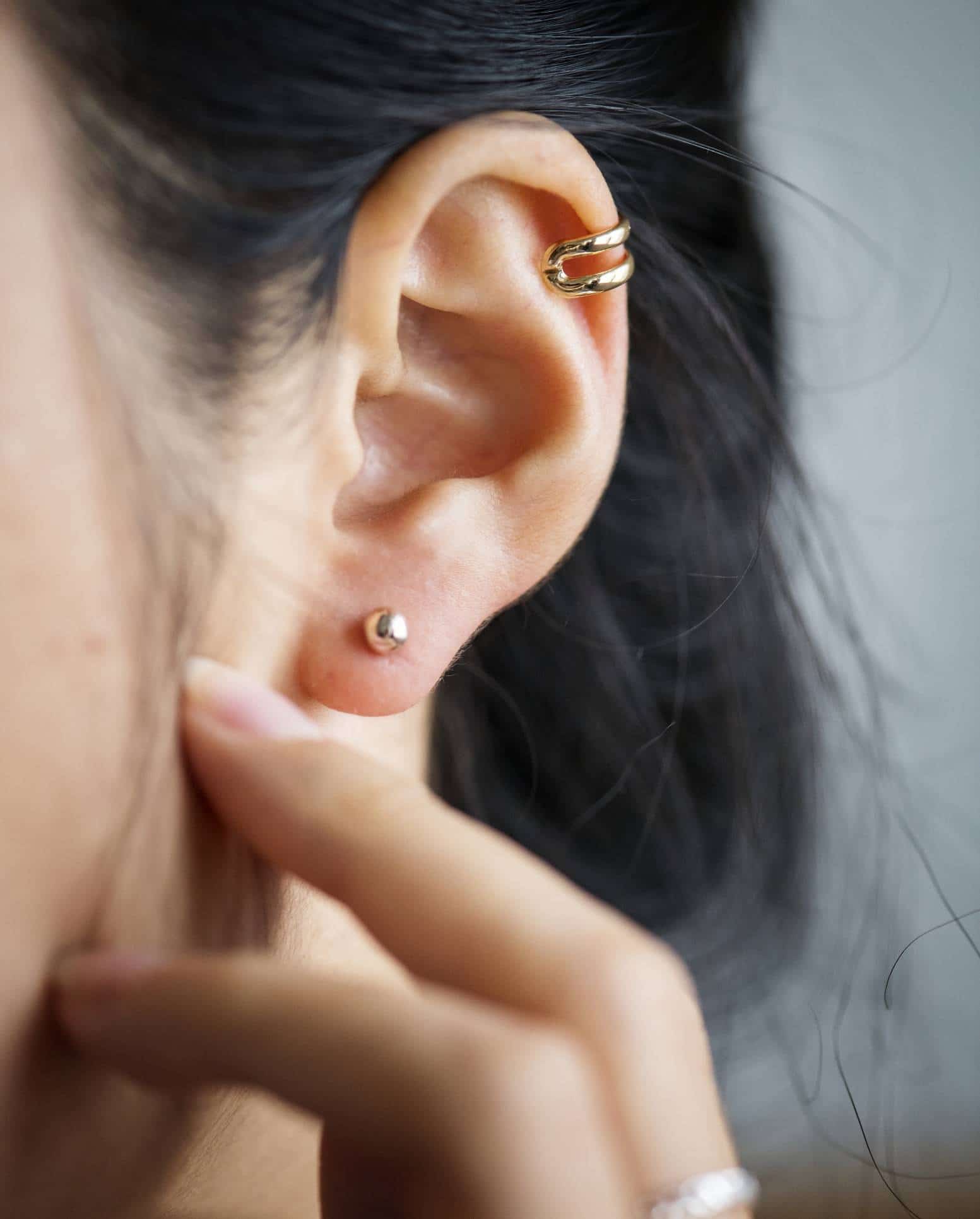 mettre en valeur piercing oreilles
