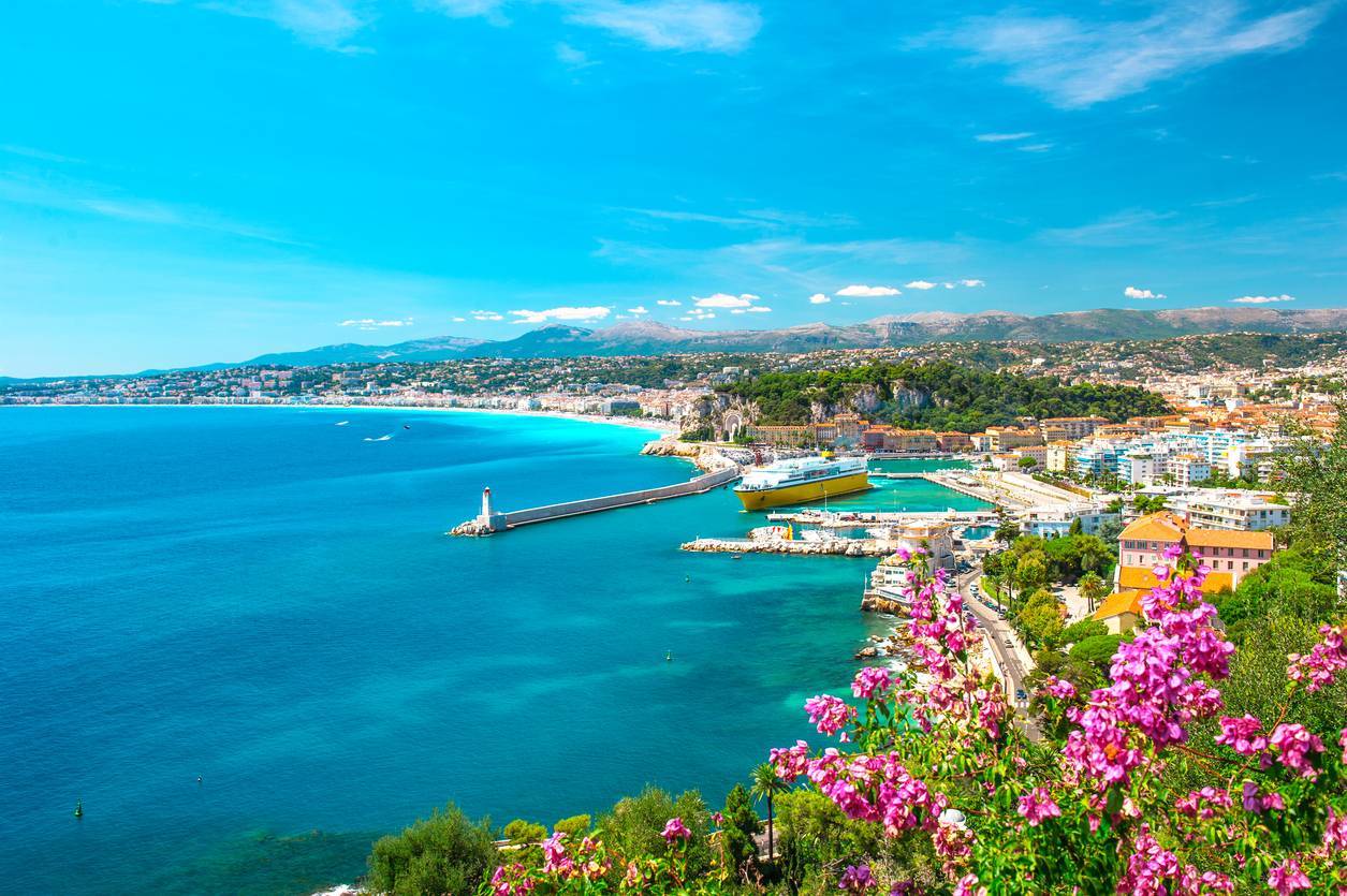 voyages Côte d'Azur, logements saisonnier, résidences